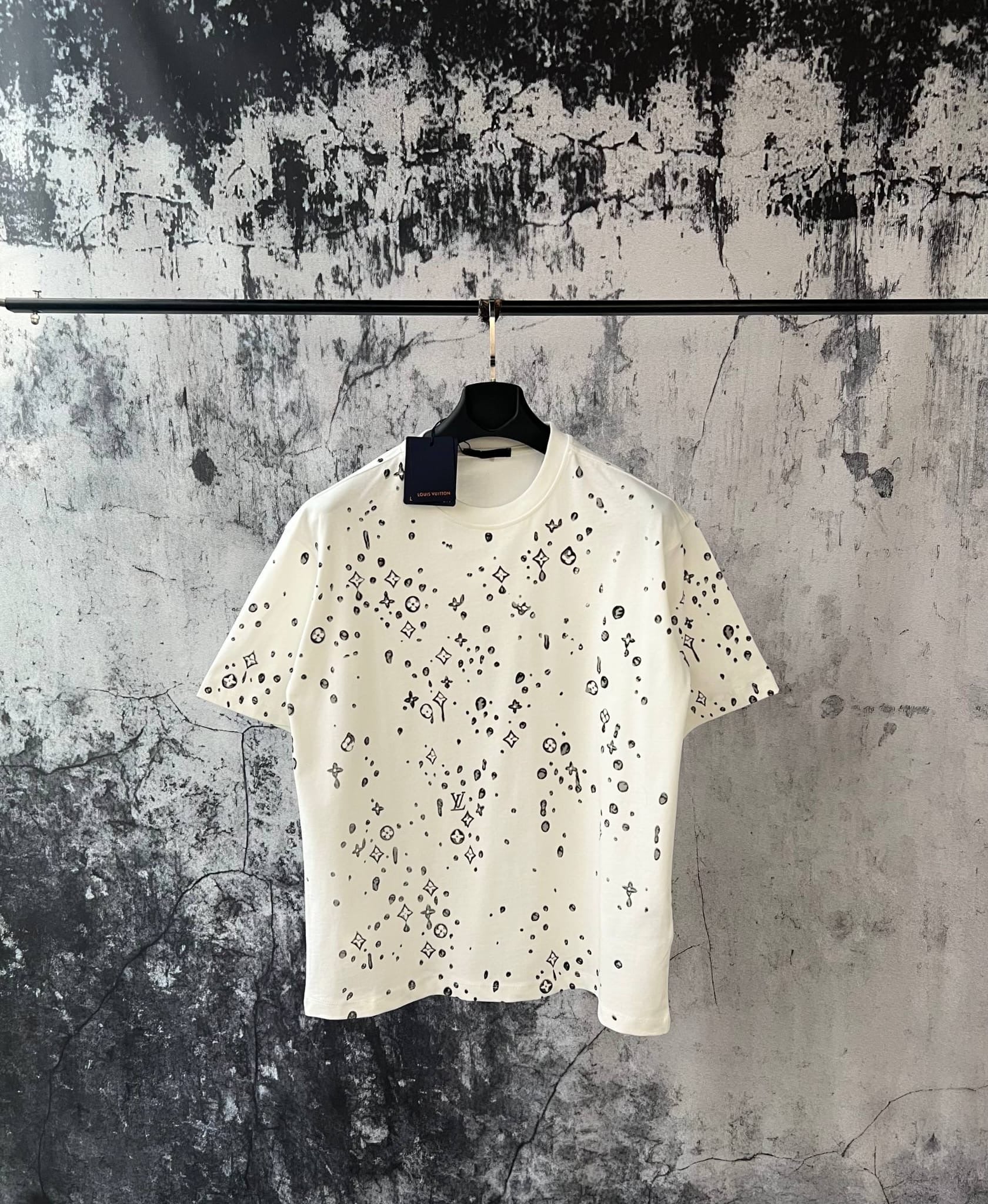 T-Shirt LV multilogo