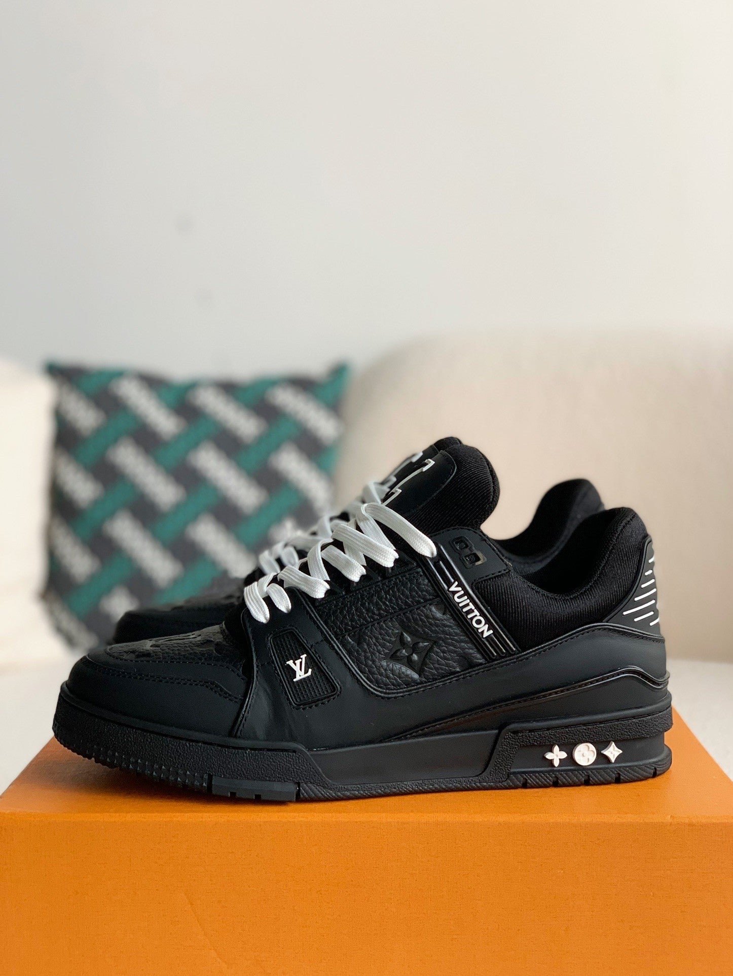 LV Mod pelle
