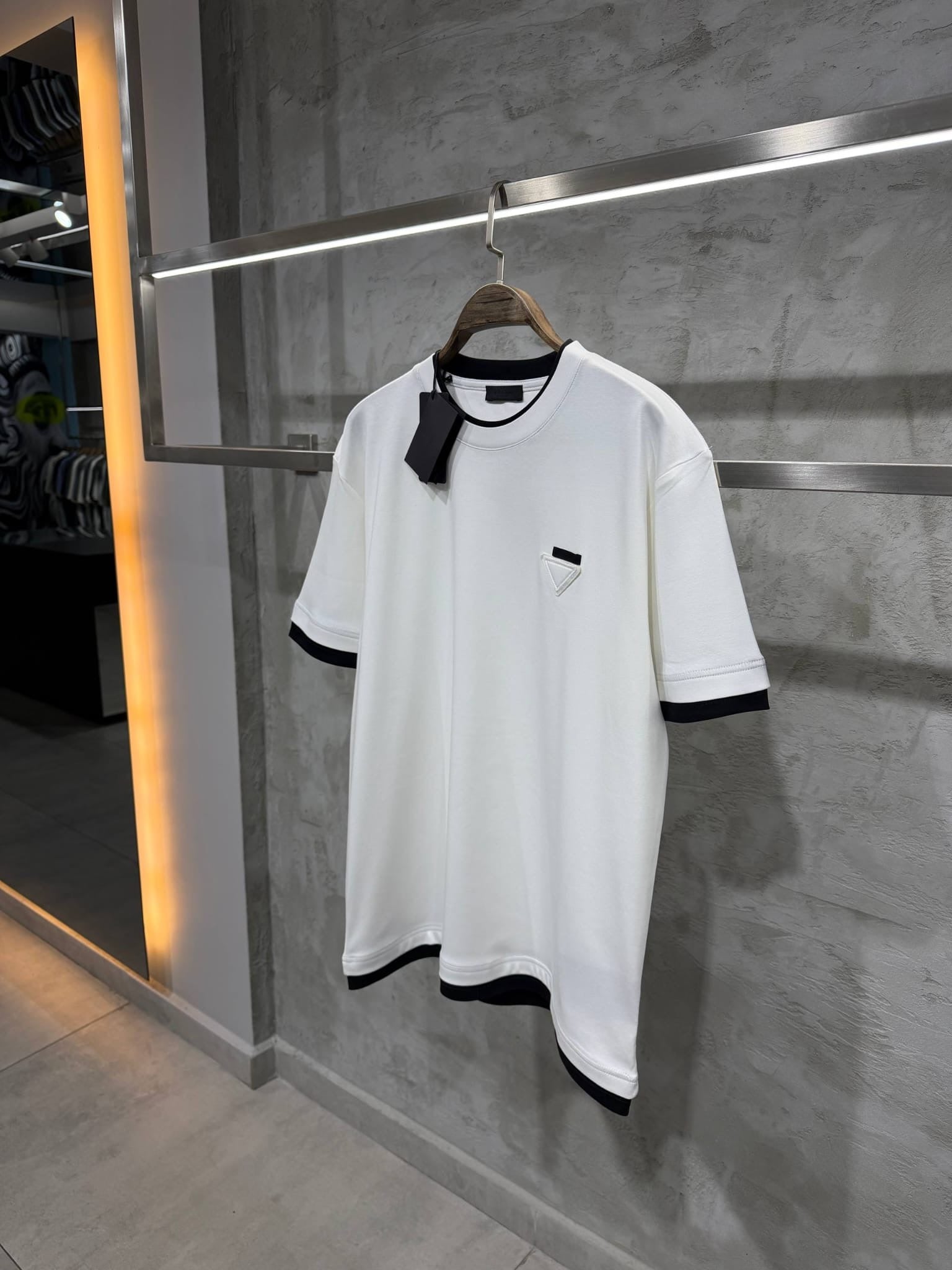 T-Shirt Prada