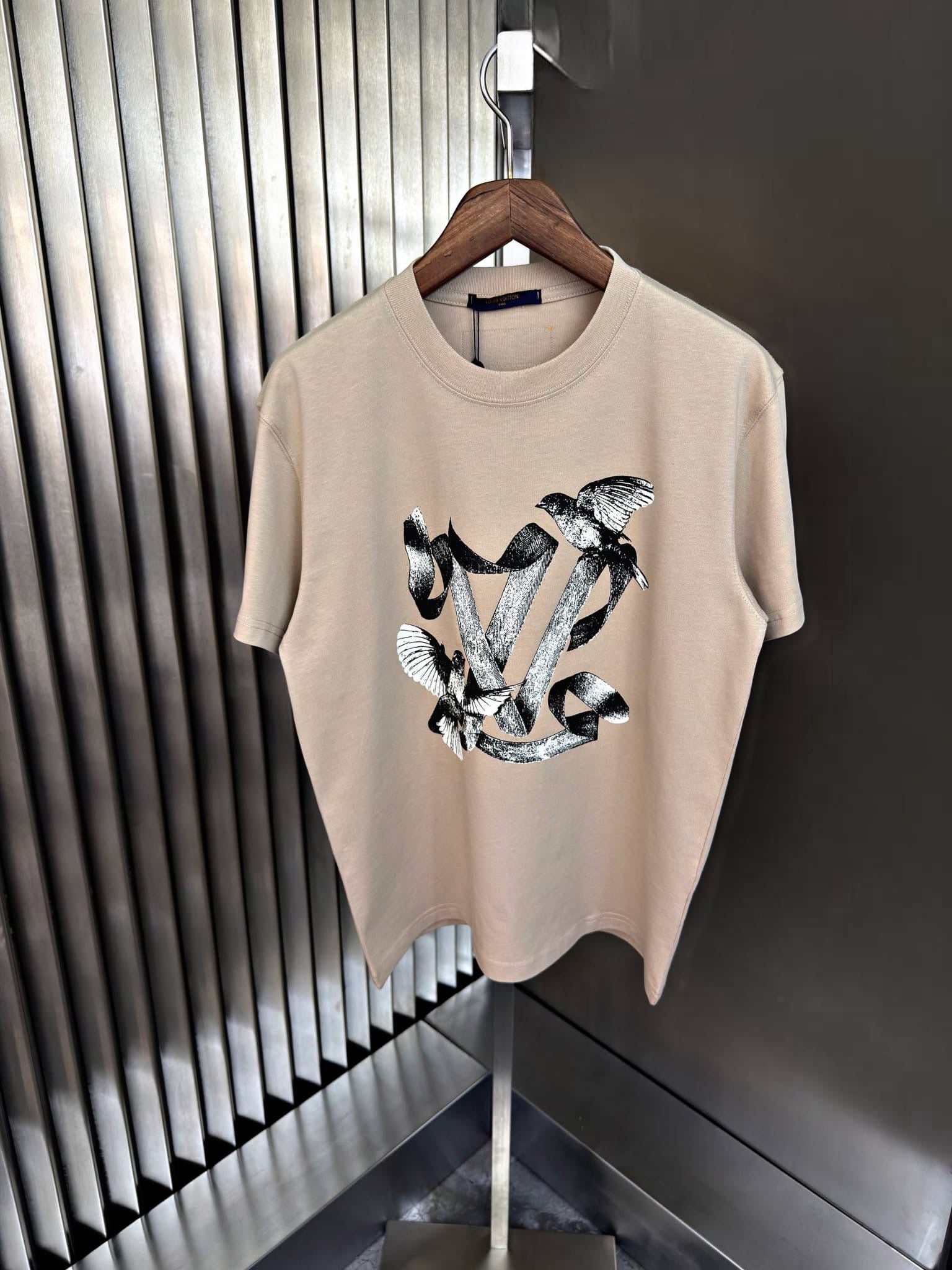 T-Shirt LV