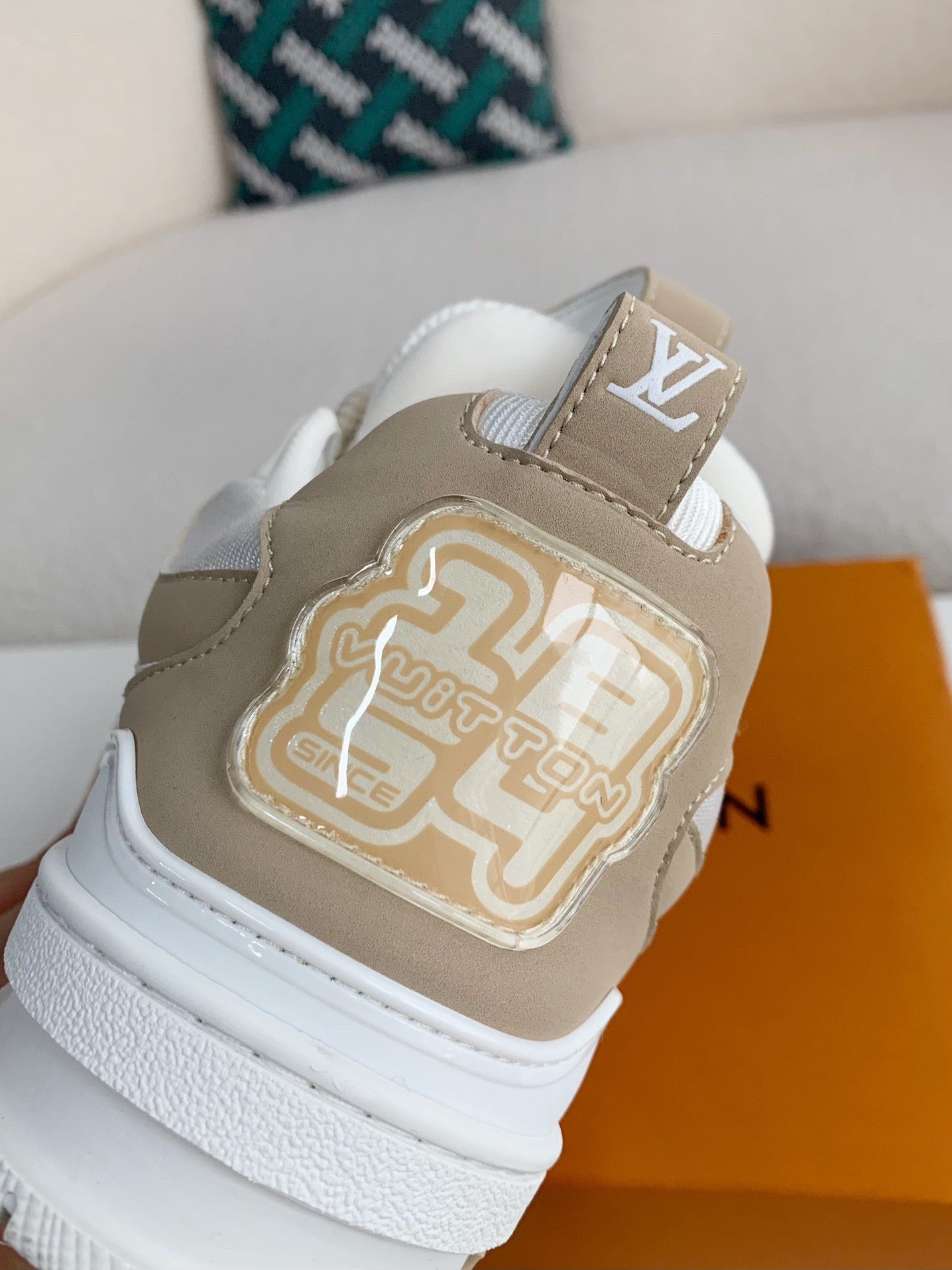 LV Skate Beige