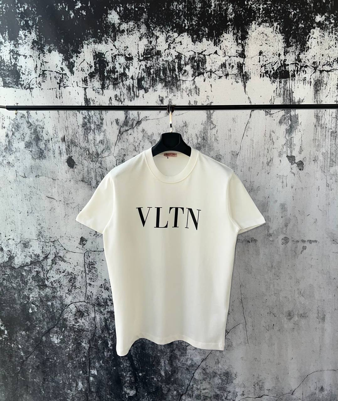 T-Shirt VLTN