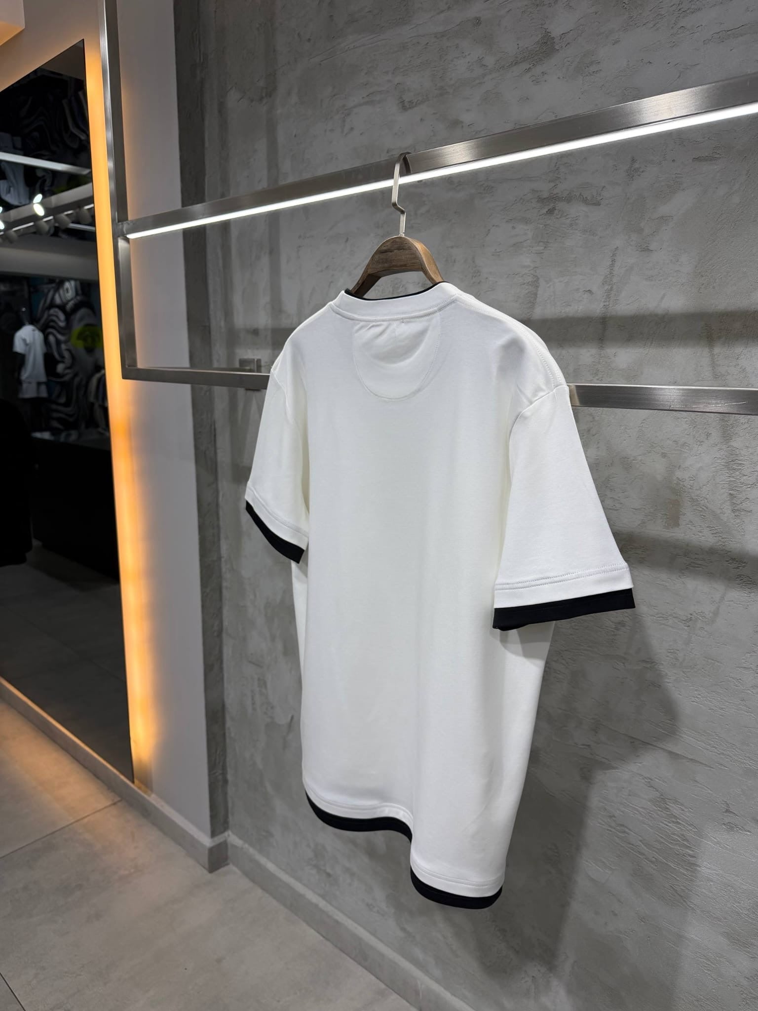 T-Shirt Prada