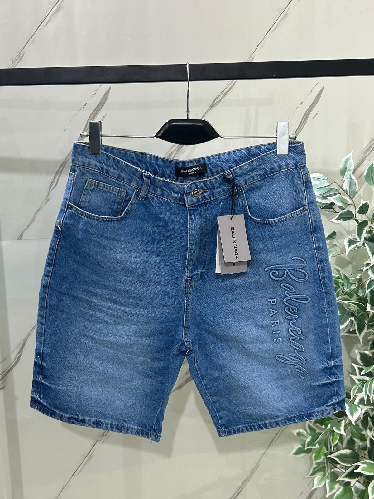 Bermuda Balenciaga