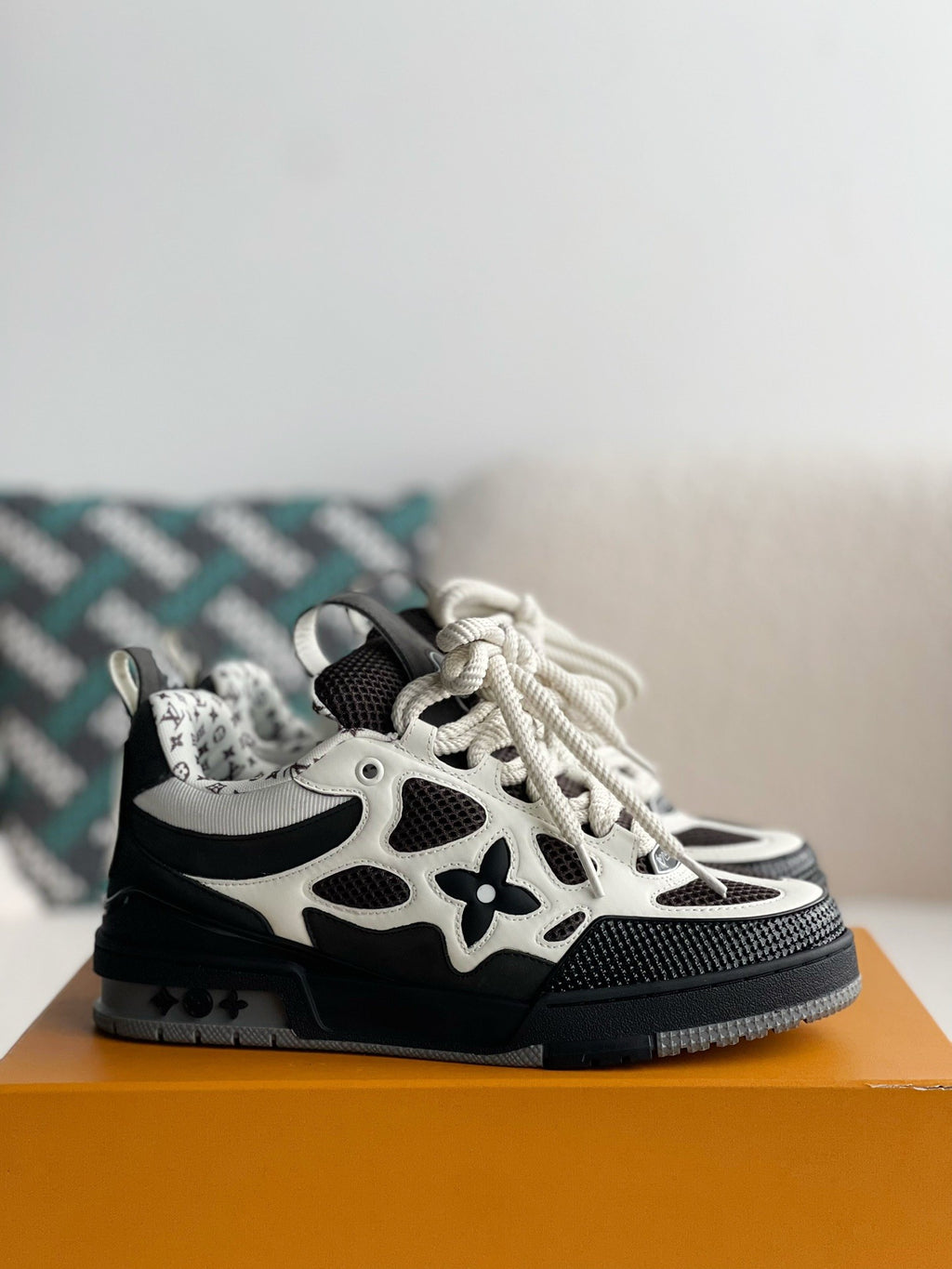 LV Skate Nere 2