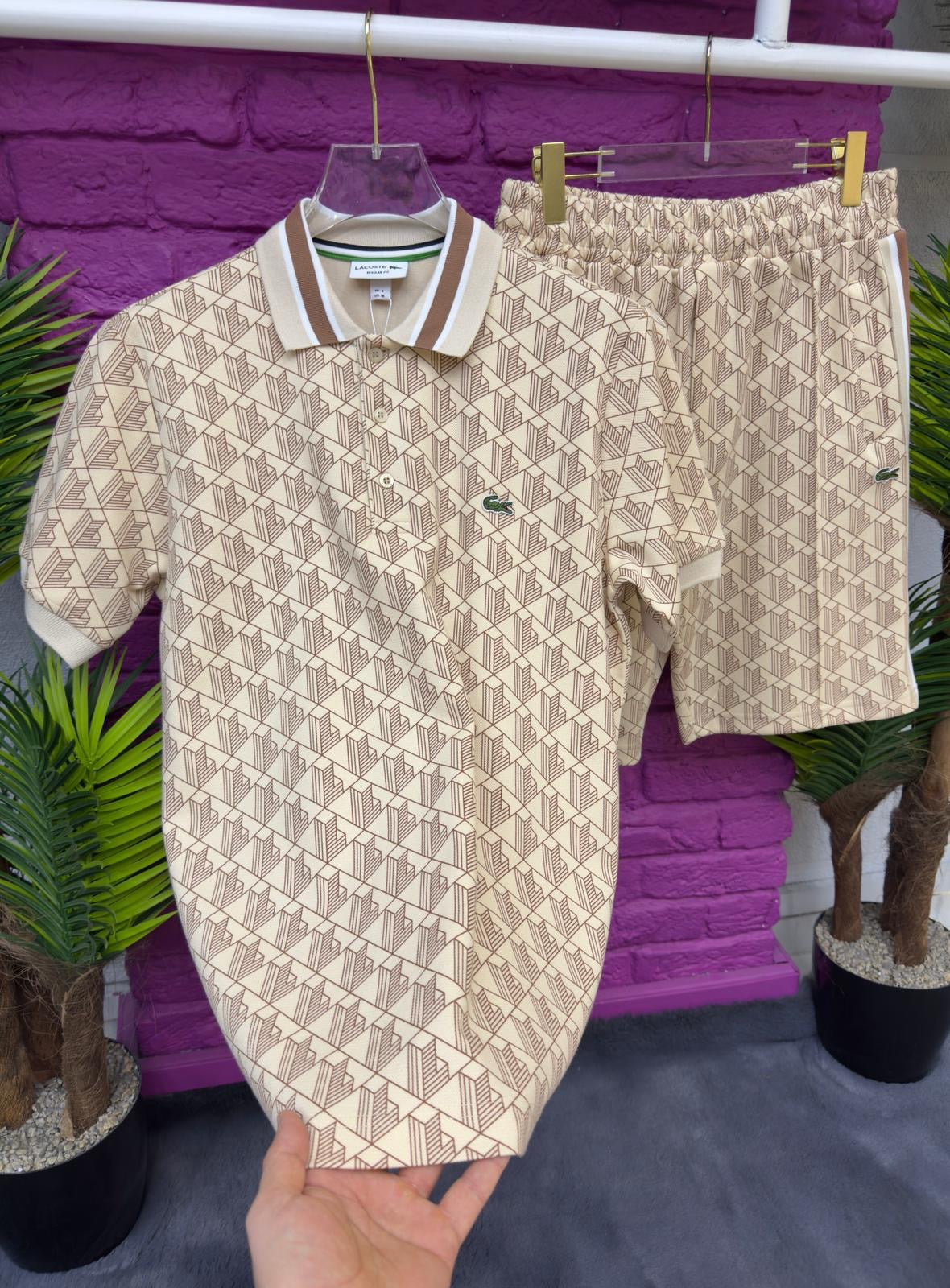 Completo lacoste