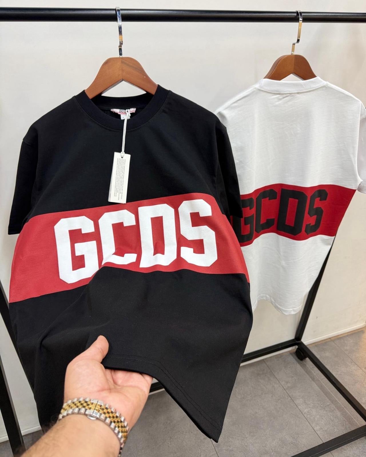 T-Shirt GCDS