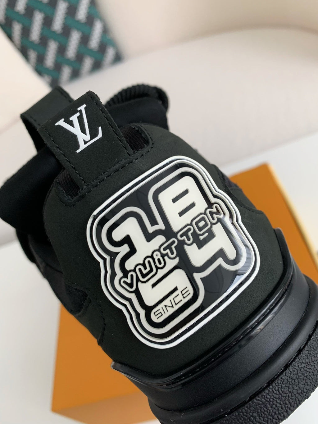 LV Skate nere