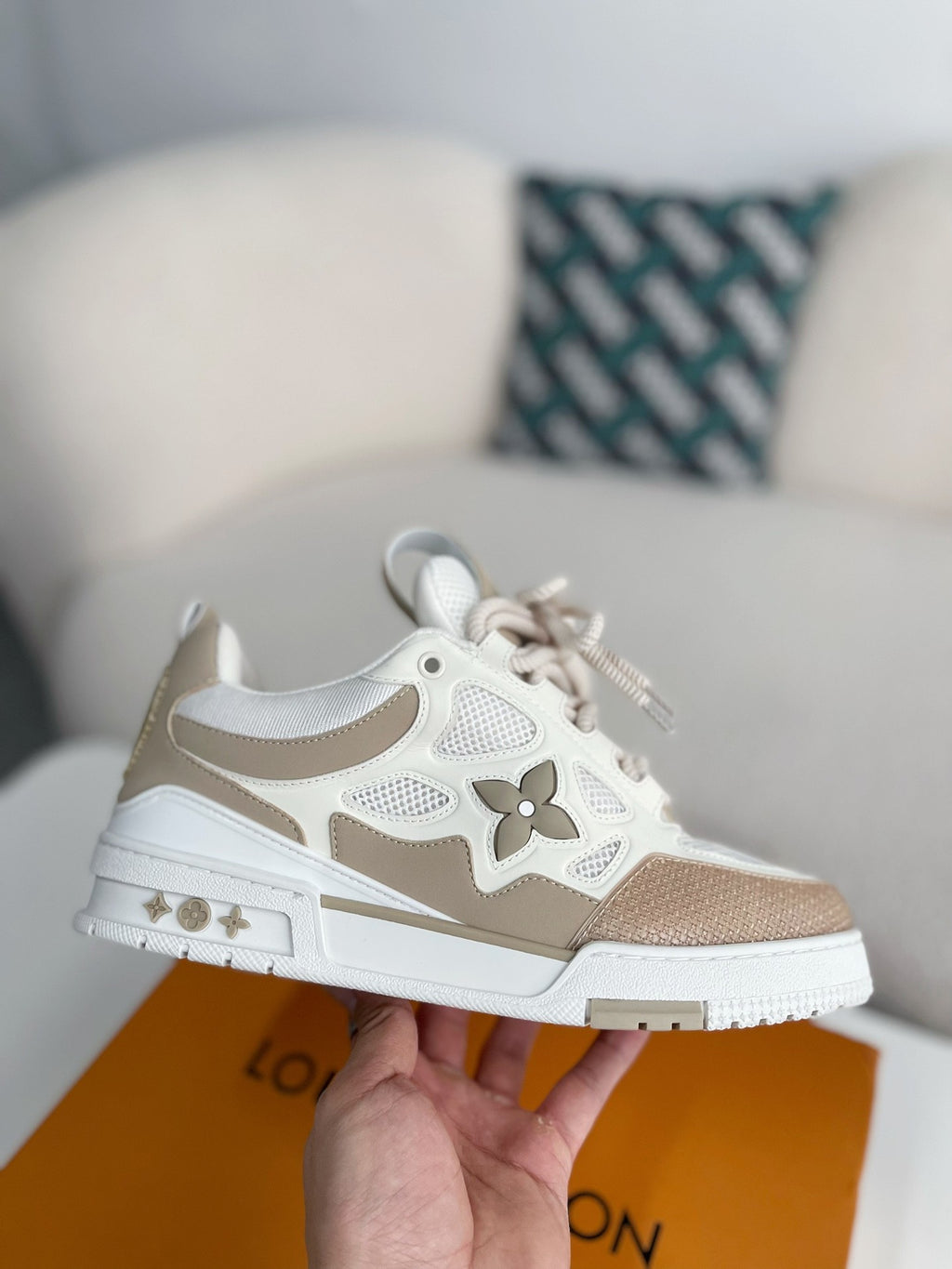 LV Skate Beige