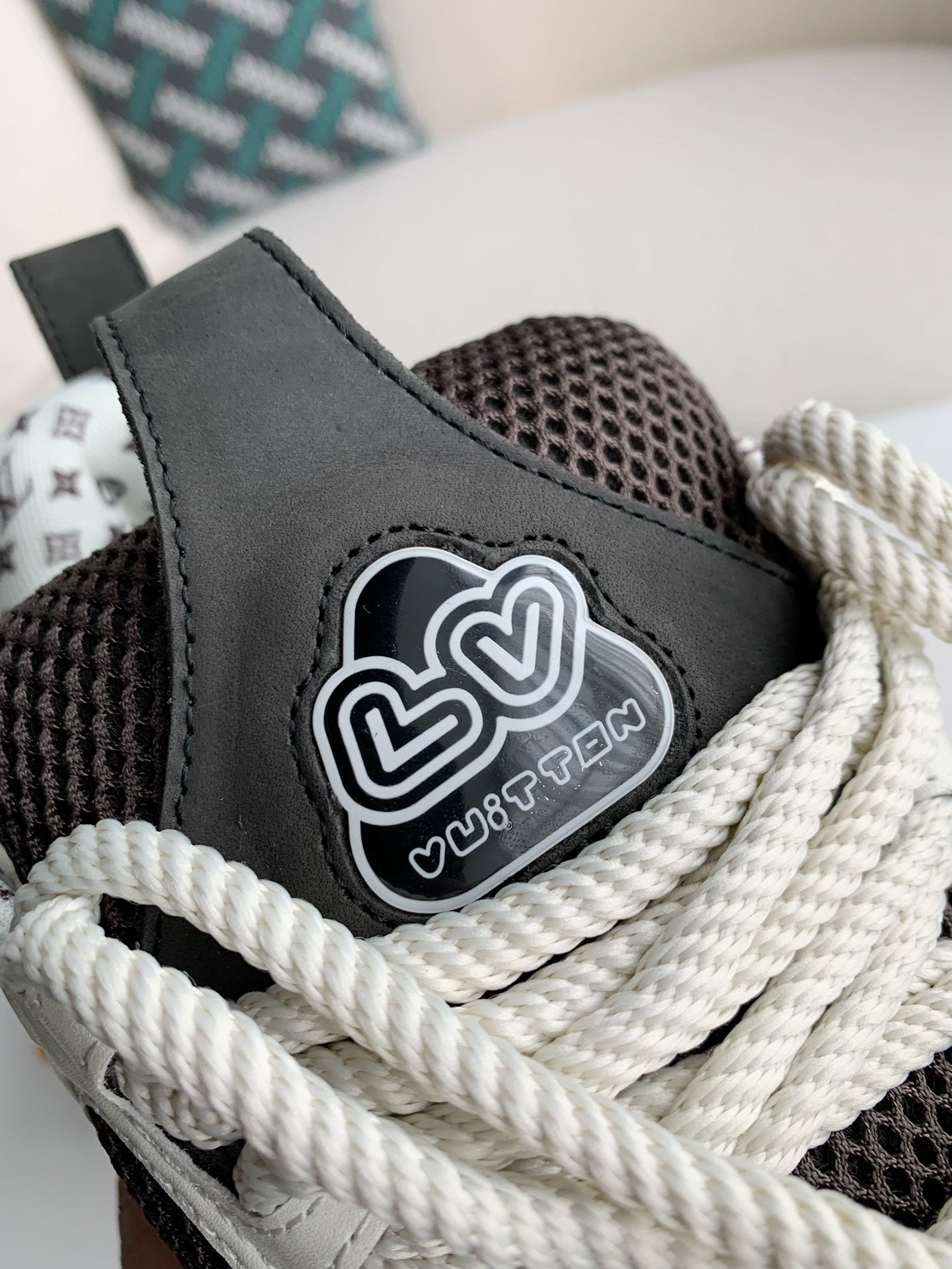 LV Skate Nere 2