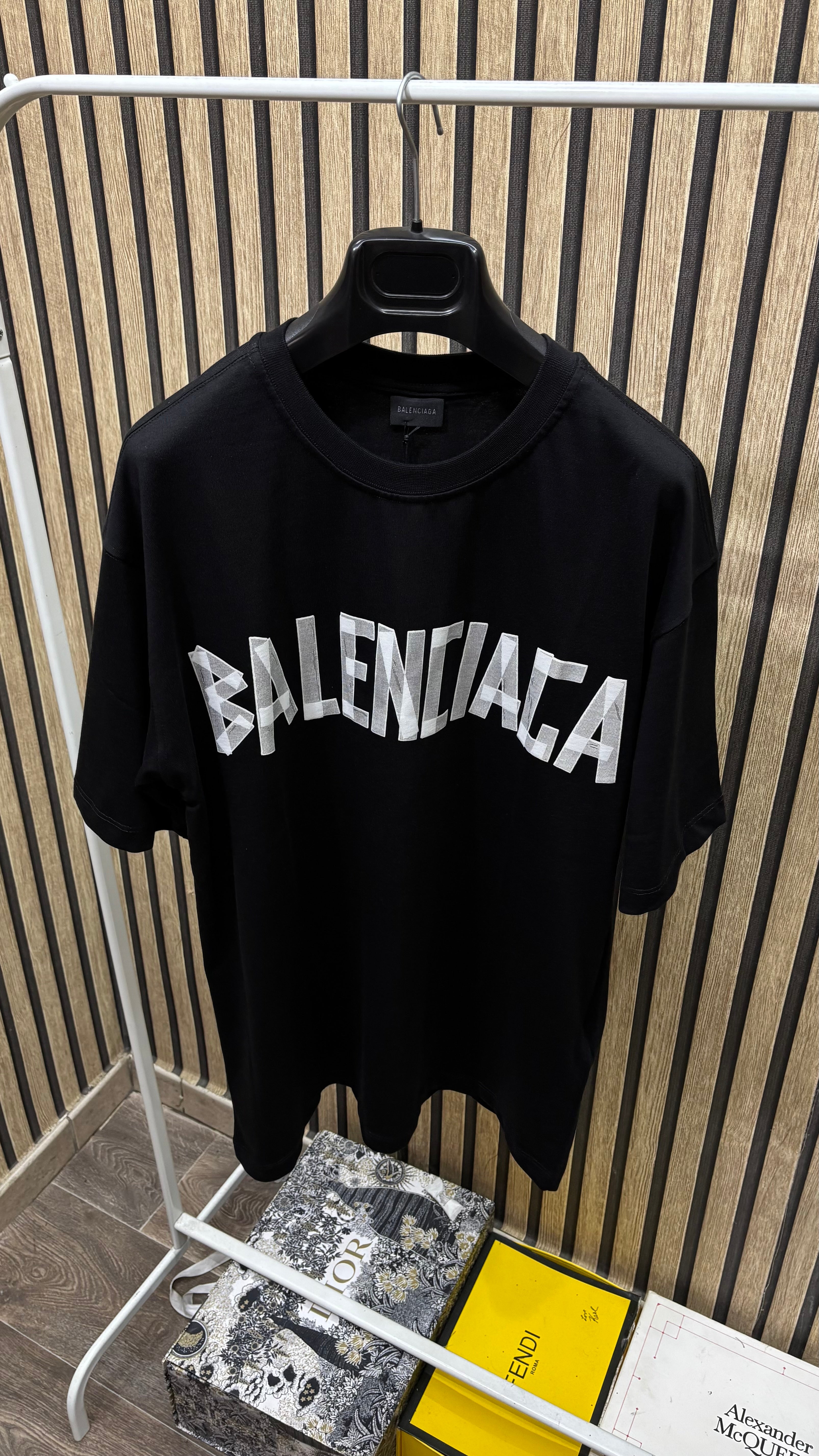 T-shirt Balenciaga Nera