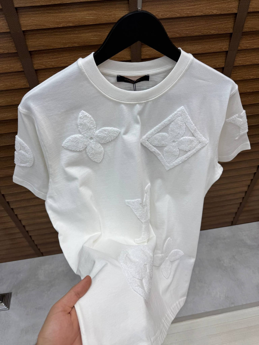 T-Shirt LV Ricamo
